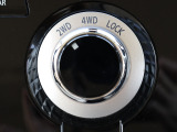 いつでもどこでも大活躍間違いなしの4WD!!! 状況に応じて、2WD・4WD・LOCK切り替え可能!!! しかも簡単♪ダイヤル切り替え式!!!