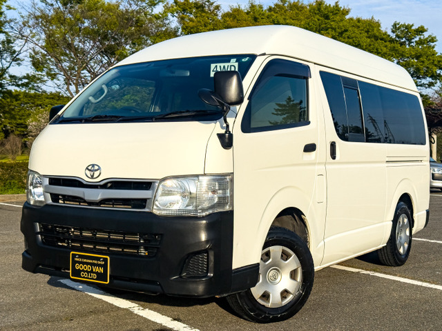 トヨタ ハイエースバン 3.0 DX ロング ハイルーフ ディーゼル 4WD 3人
