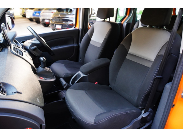 ルノー カングー