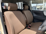 【支払総額推進店】お車をご覧い頂きまして、誠に有難う御座います。在庫車両になりますので、是非ご都合の宜しい時に、見に来て下さい。来店予約をされると、ご案内がスムーズです。