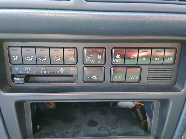 トヨタ カムリ 2.0 ZX オートマ の中古車詳細 (181,000km, ホワイト