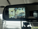 ●【アラウンドビューモニター】上空から車両を見下ろしたような映像に加工されてディスプレイに表示され、目視で把握できない場所も確認できて、駐車時に便利です☆
