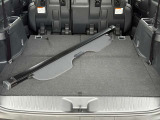 リアシートを倒せば広々荷物を載せる事が出来る為、ファミリー層にもおすすめの一台です!