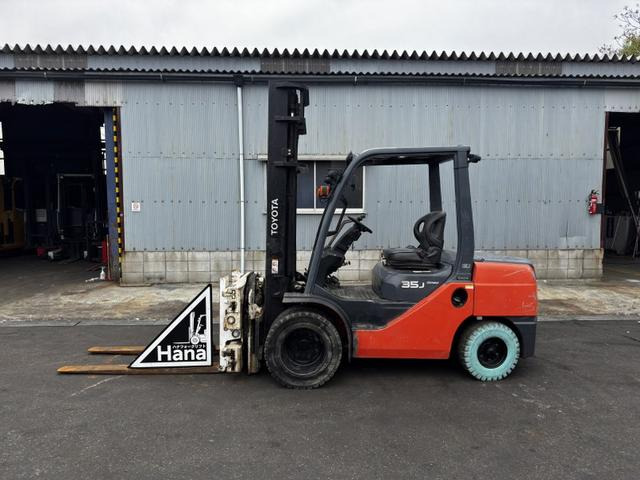 トヨタL&F エンジンフォークリフト 18771