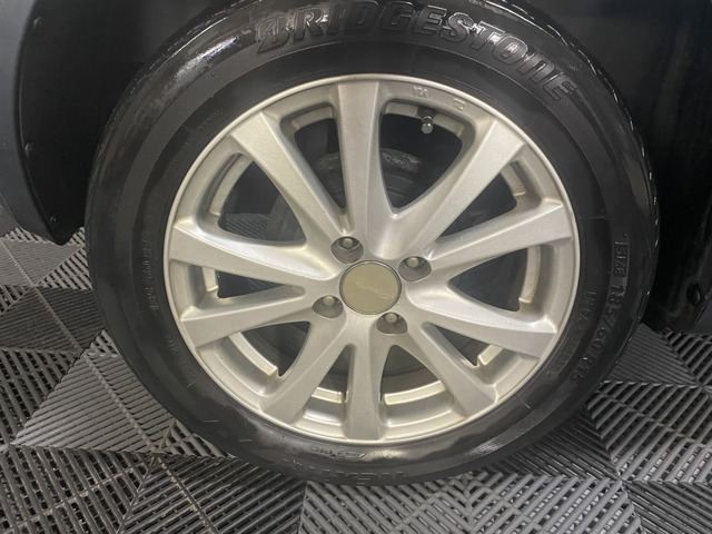 スズキ スイフト 1.3 XG 4WD 中古冬タイヤホイール付き マニュアル4W