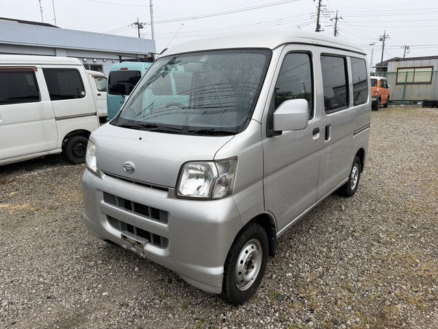 ダイハツ ハイゼットカーゴ 
