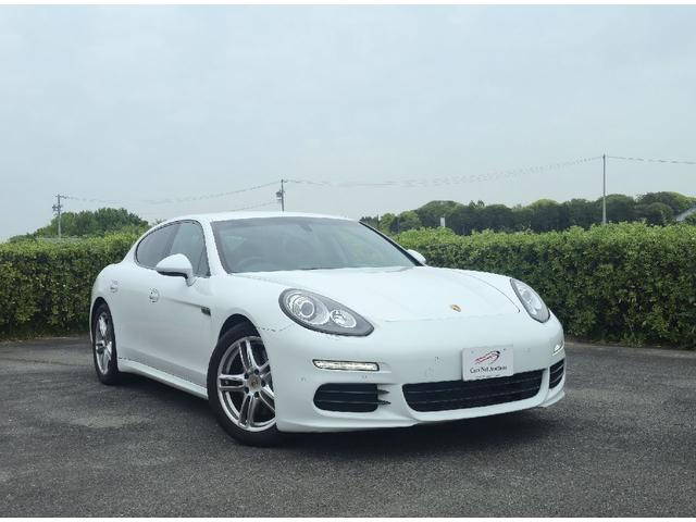 ポルシェ パナメーラ 