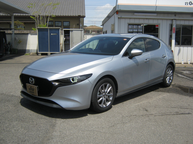 マツダ MAZDA3ファストバック 