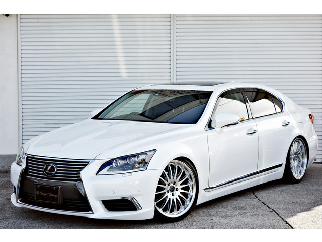 LS 460 バージョンC Iパッケージ サンルーフ黒革シート 3眼ヘッドライト