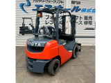 トヨタL&F エンジンフォークリフト 3.0M2.5t全回転フォーク
