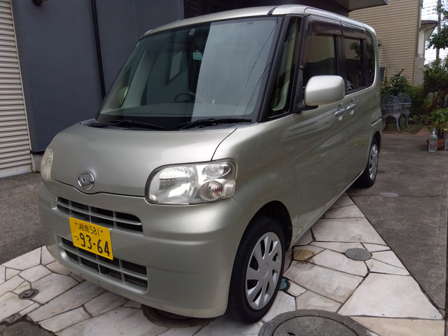 ダイハツ タント 