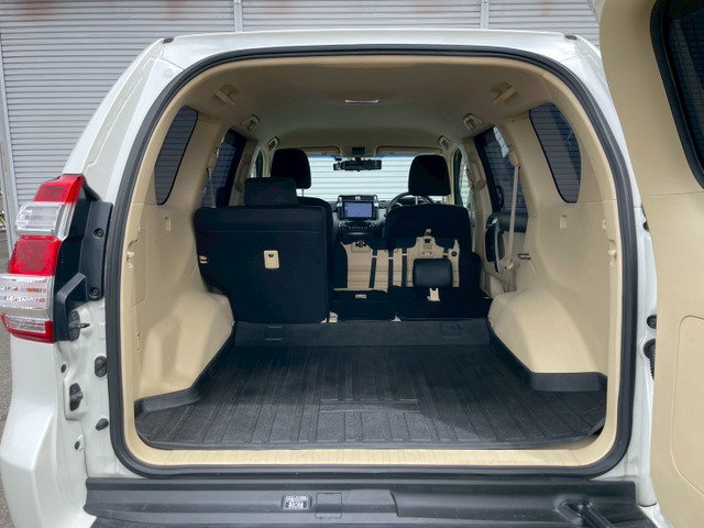 トヨタ ランドクルーザープラド 2.8 TX ディーゼル 4WD ナビETC