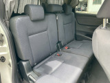 後部座席もゆったりと余裕があります!!