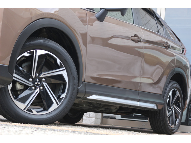 三菱 エクリプスクロス PHEV 2.4 M 4WD 4WD PHEV パドルシフト の中古