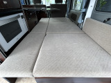 ダイネットベッドはマットを入れ込むだけの簡単仕様!寸法は190cm&times;60cmとなっております!