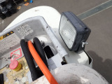 バケットに作業灯あります。点灯確認済みです。