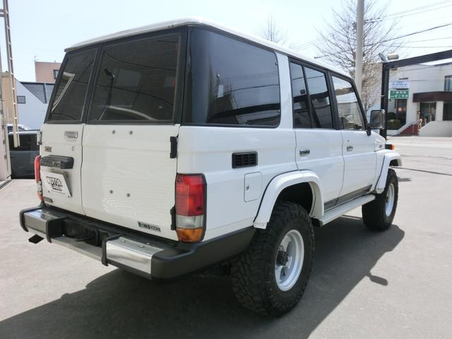 トヨタ ランドクルーザー70 4.2 ZX ディーゼル 4WD 前後デフロック