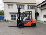 トヨタL&F エンジンフォークリフト Wタイヤ 3t 4m ハイマスト