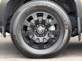 純正アルミホイール装着しております!