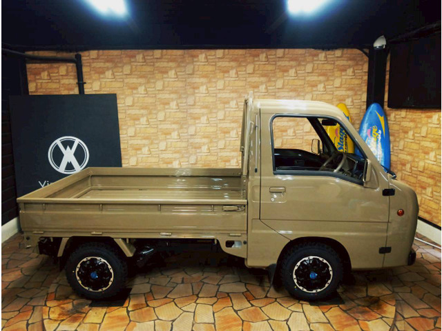 4WD サンバートラック レトロ カワイイ スバル サンバートラック TB プロフェッショナル 4WD レトロタフ