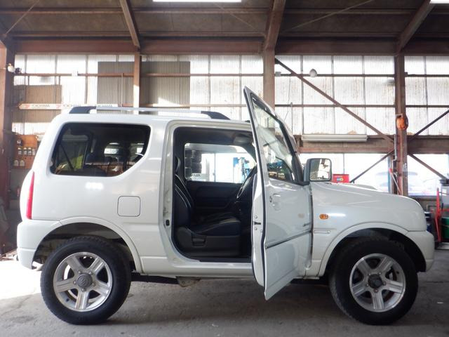 スズキ ジムニー ランドベンチャー 4WD 本州仕入 5速MT SDナビ