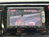 TVナビ、CD/DVD、Bluetoothオーディオなど多機能なデッキ付き!