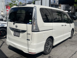 在庫の回転が早いため気になるお車があれば遠方の方でも、まずご相談くださいませ!!