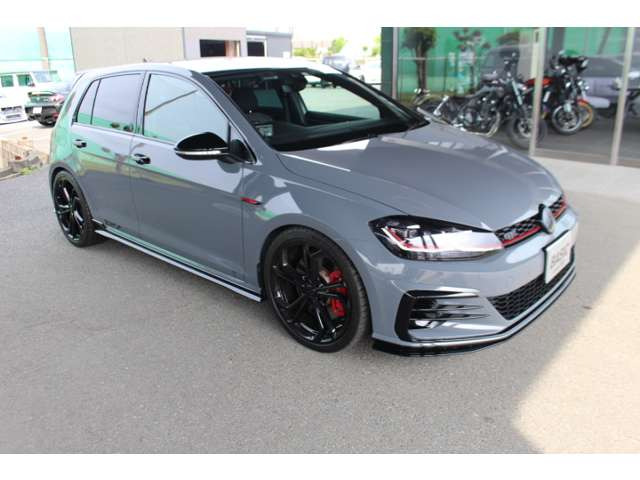 フォルクスワーゲン ゴルフ 600台限定車 TCR専用エアロ 地デジ の中古