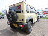 ジムニーノマド 1.5 FC 4WD 登録済未使用車 1型 ドアバイザー付き