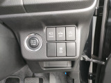 【全国納車OK】 現車をご覧になれないお客様でも、安心してお車をご購入いただける環境を整えております。 色々な角度から撮影したたくさんの画像など豊富な資料送りいたしております。