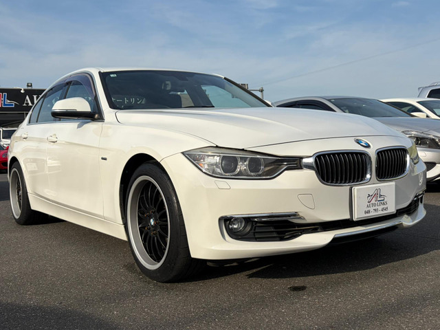 3シリーズセダン 320i ラグジュアリー ブラックレザーシート パワーシート