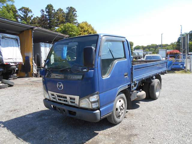 タイタン  2000kg  5MTマニュアル