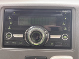 ☆クラリオン製のCDデッキです。AUX外部入力端子やUSB端子も付いているのでいろんな機器が接続できます。お見逃し無く!!お問い合わせはTEL06-6430-1230 E-mail cars_genesis20
