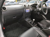 【全国納車OK】 現車をご覧になれないお客様でも、安心してお車をご購入いただける環境を整えております。 色々な角度から撮影したたくさんの画像など豊富な資料送りいたしております。