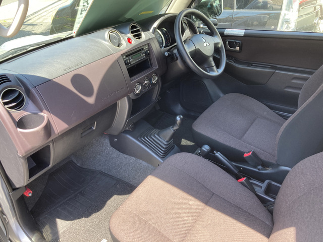 三菱 パジェロミニ VR 4WD 最終型・ICターボ・5スピード・4WD の中古車