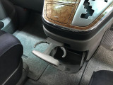 【自社整備工場完備】 自社整備工場を完備しており、納車前は徹底整備後お渡しとなります。自社工場だからこそ時間をかけれる。自社工場だからこそきめ細かい整備を。自社工場だからこそ出来る事があります。