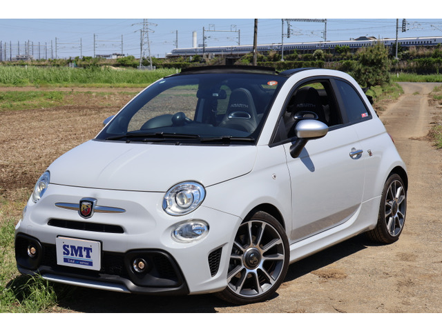 アバルト595C ツーリズモ ディーラー整備記録簿3枚有 店頭買取車