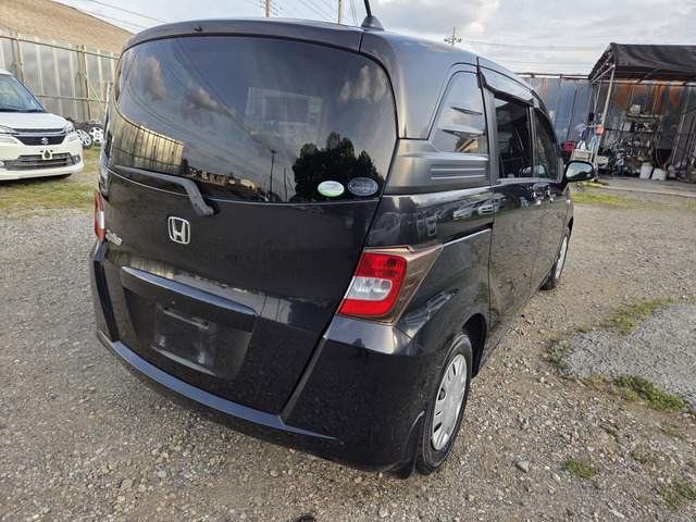 ホンダ フリードスパイク 1.5 G ジャストセレクション 禁煙車 記録簿