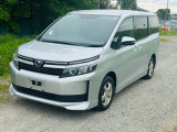 ヴォクシー 2.0 X Cパッケージ 4WD 