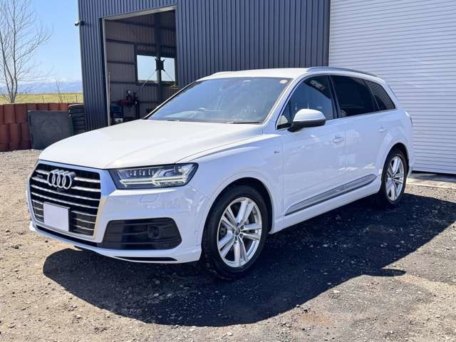 Q7  TFSI クワトロ Sラインパッケージ4WD
