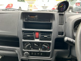 トラックの車検や整備、販売も承っております。小型から大型までご対応可能です。