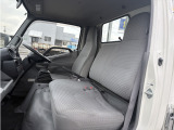 4000cc 2t 2トン 平ボディ 垂直パワーゲート 4WD ETC 走行45000K 5速 5MT  内外装仕上げ済み 荷台内寸306&times;160 パワーゲートサイズ180&times;158 昇降600Kg