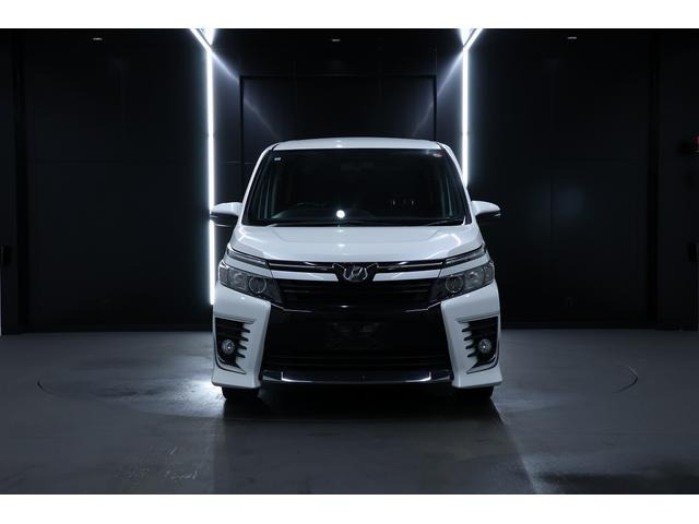 ヴォクシー2.0 ZS 4WD片側電動両側スライドドア/熱線ワイパー