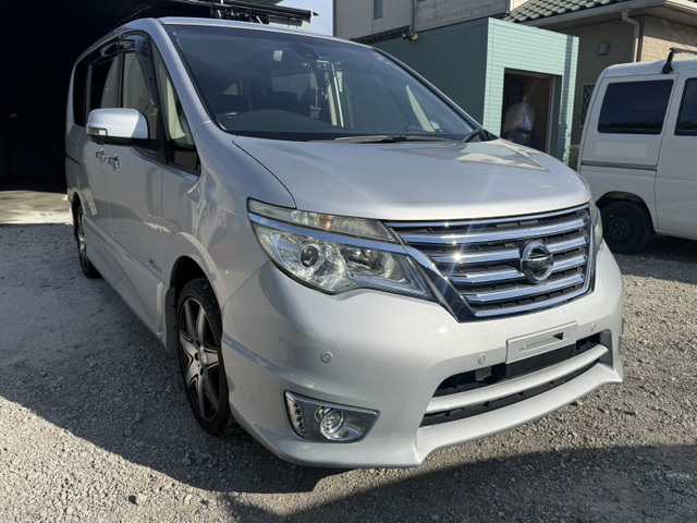 セレナ 2.0 ハイウェイスター S-HYBRID アドバンスドセーフティパッケージ 