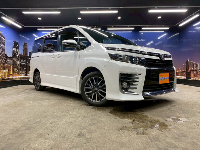 ヴォクシー 2.0 ZS 