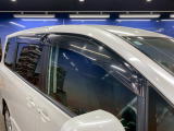 ヴォクシー 2.0 ZS 4WD 
