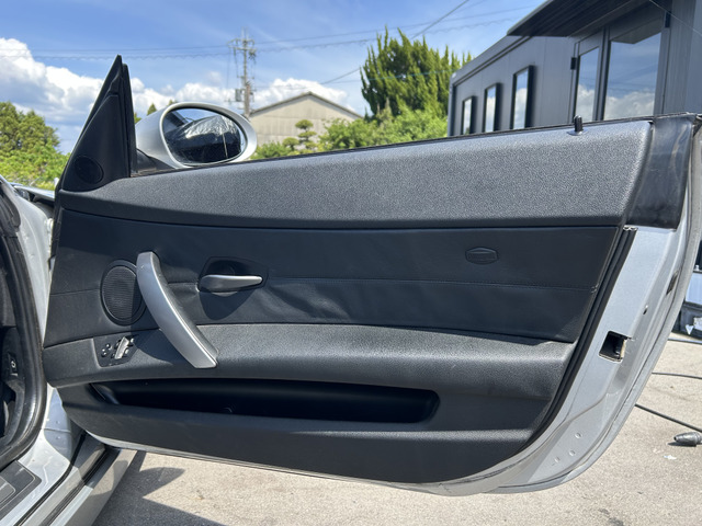 BMW Z4 ロードスター 2.5i 車検R9年12月/フルセグTV/黒レザー の中古車