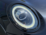 LEDヘッドライトはデザイン性だけではなく夜間の安全性に非常に効果を発揮します!