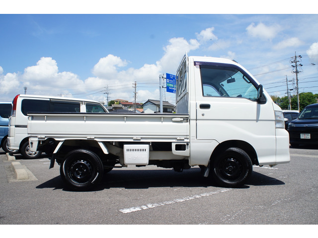 ダイハツ ハイゼットトラック スペシャル 4WD ☆三方開☆5MT☆スペア 