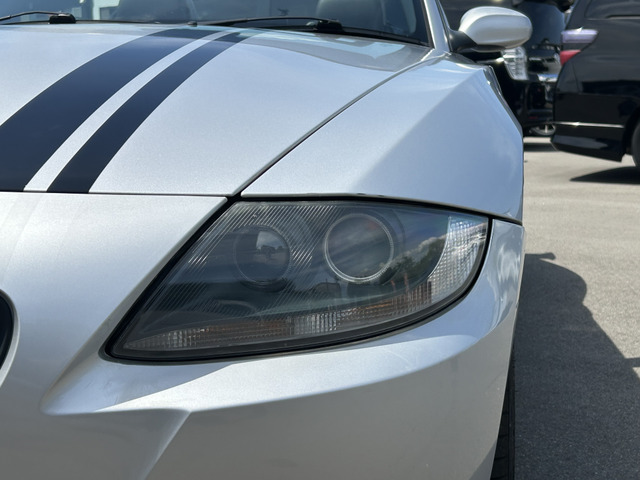  Z4 2.5 後期　今年度自動車税込み。 BMW Z4 ロードスター 2.5i 車検R9年12月/フルセグTV/黒レザー の中古車
